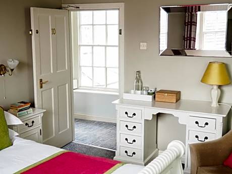 Cozy Double Room