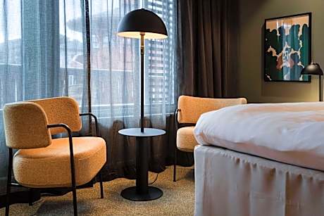 Superior Family Room