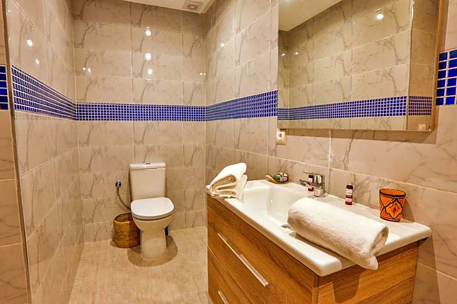 Hanah Apartments