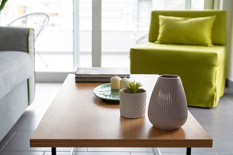 12 Keys Athens Apartments