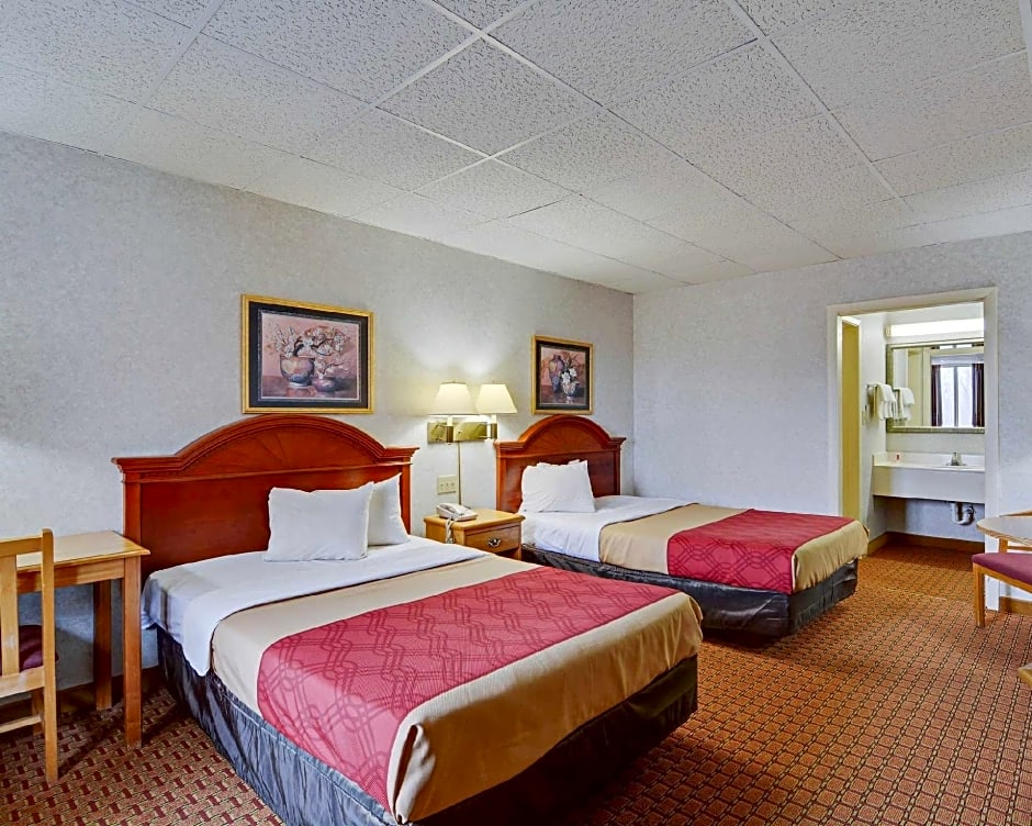 Econo Lodge Wytheville I-77 & I-81