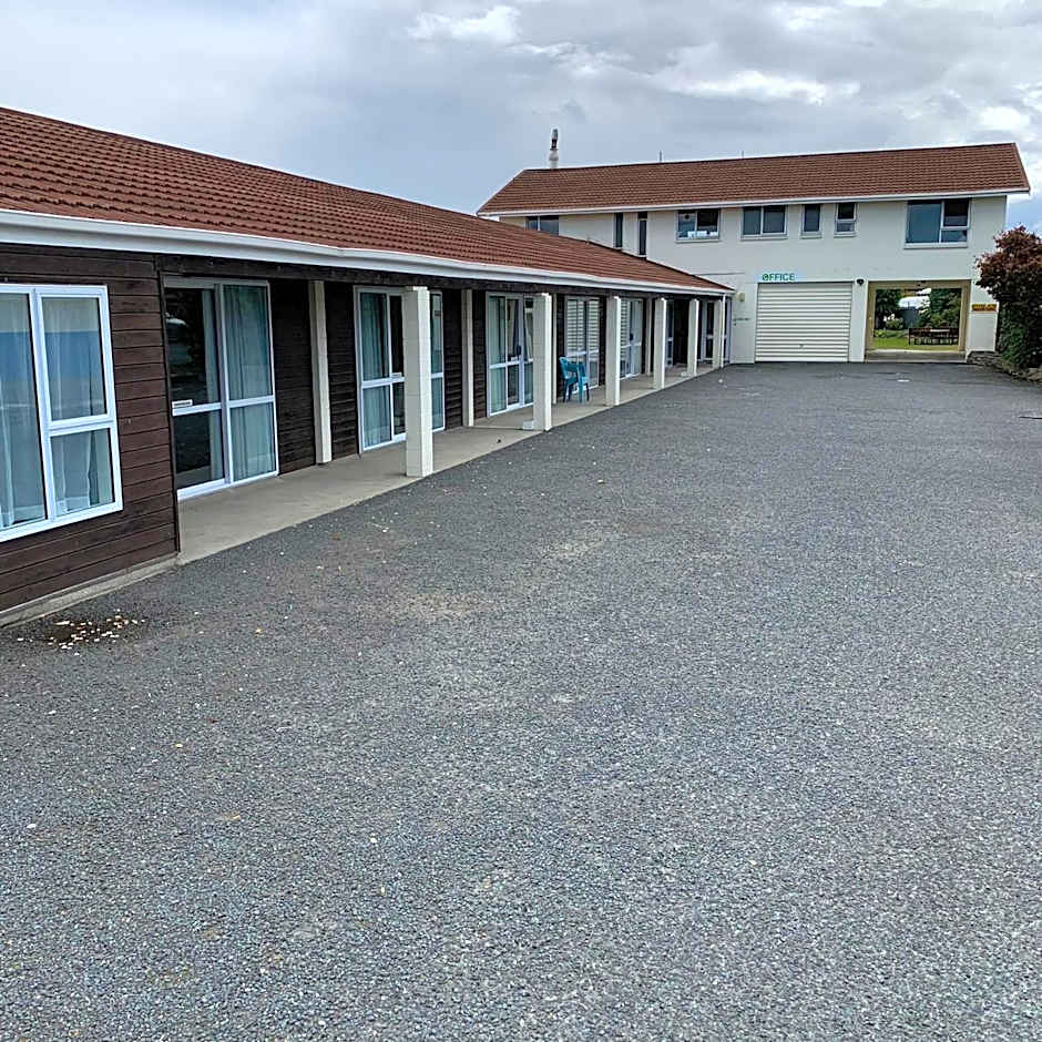 Charlies Motor Lodge