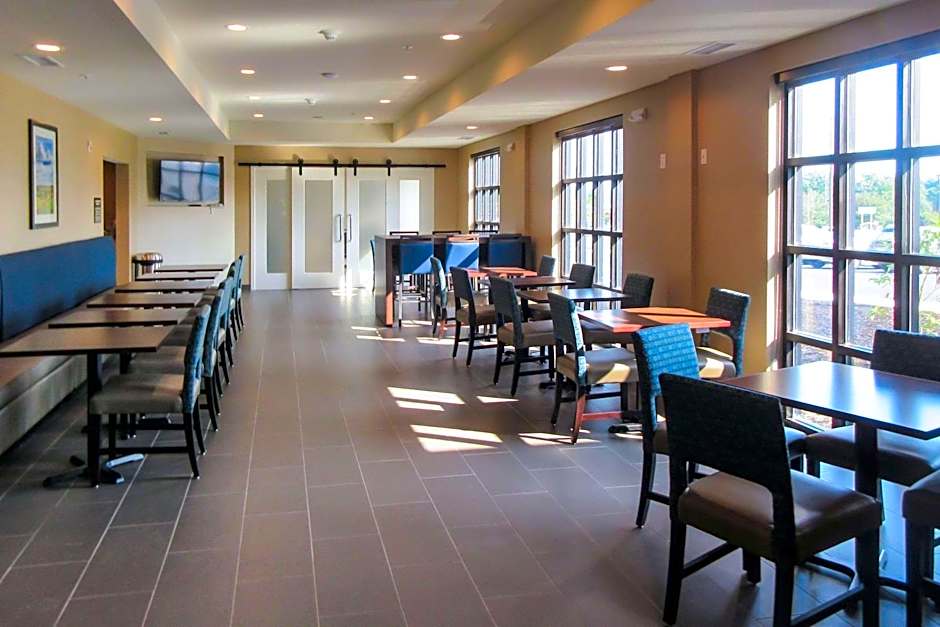 Comfort Inn & Suites Gap Amish Country