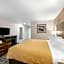 Quality Inn & Suites Carlsbad Caverns Area