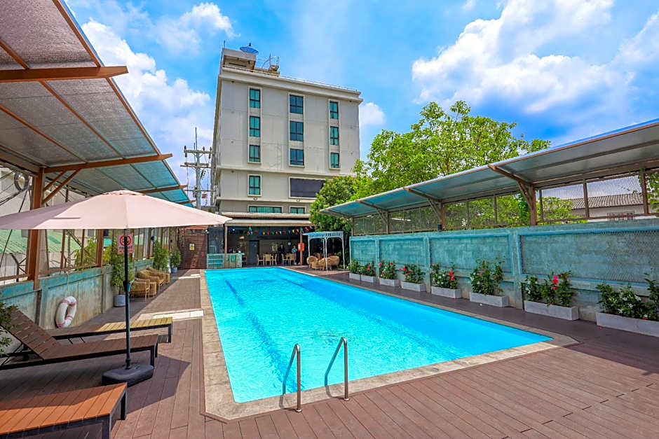 Glai Gan Place Hotel