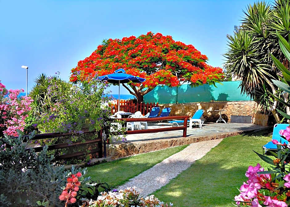 Rododafni Beach Apartments