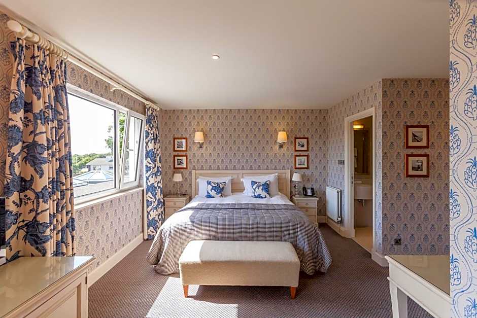 Fermain Valley Hotel