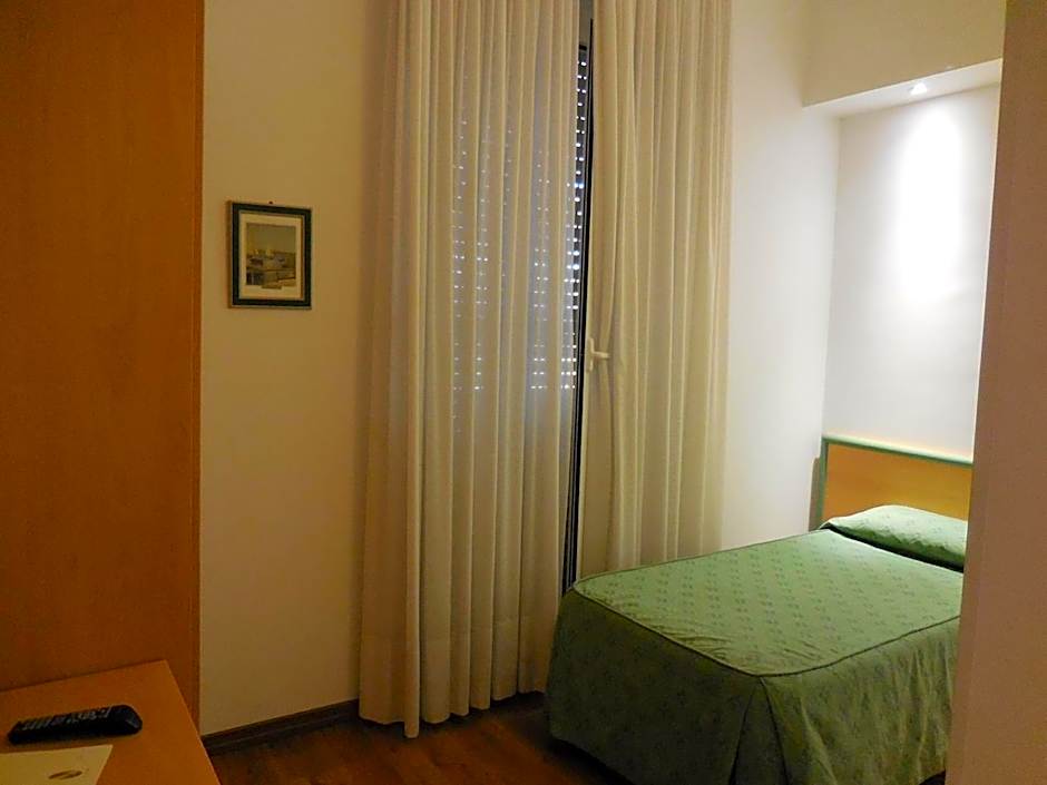 Foto 1 von 2 von Single Room