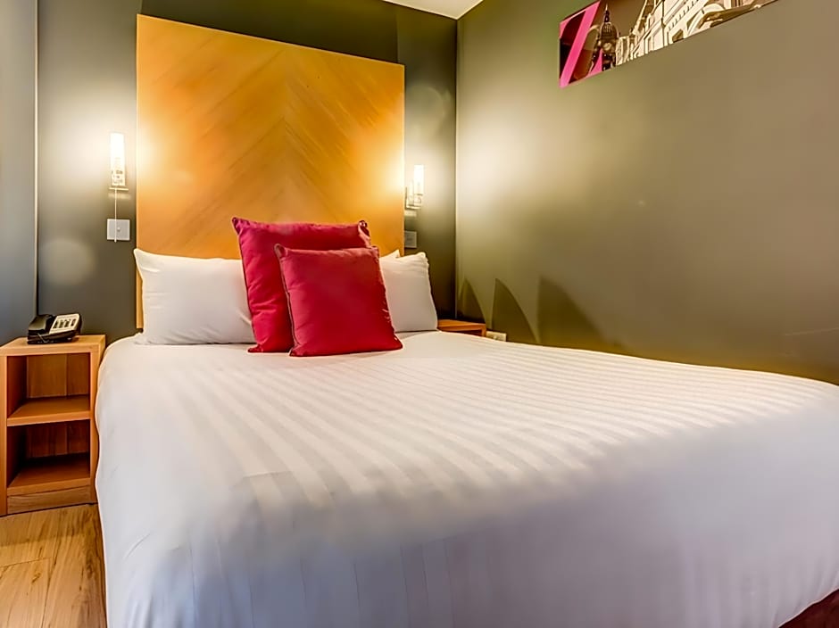 Aparthotel Roomzzz Leeds City West