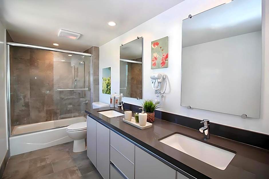 Los Angeles Premium City Suites with Free Parking