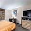 Quality Inn & Suites Huntsville Research Park Area