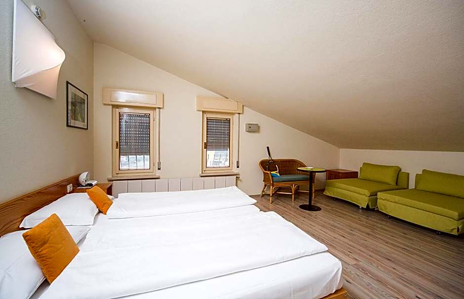 Club Hotel Olivi - Tennis Center
