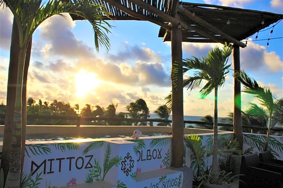 HOTEL MITTOZ HOLBOX