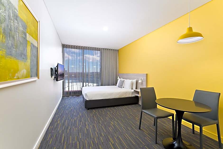 Value Suites Green Square