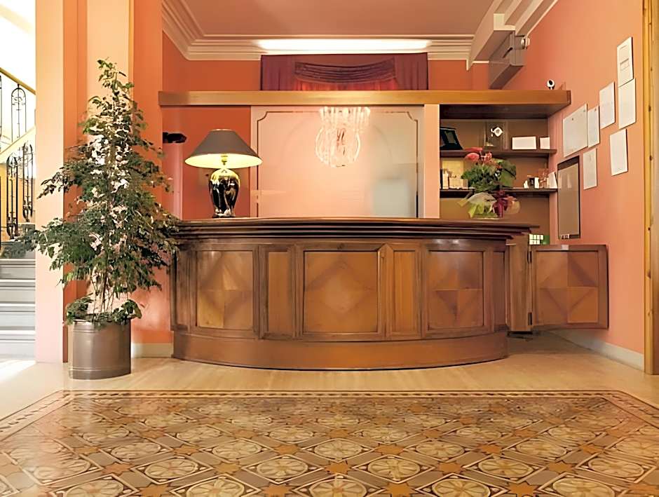 Hotel Savoia & Campana