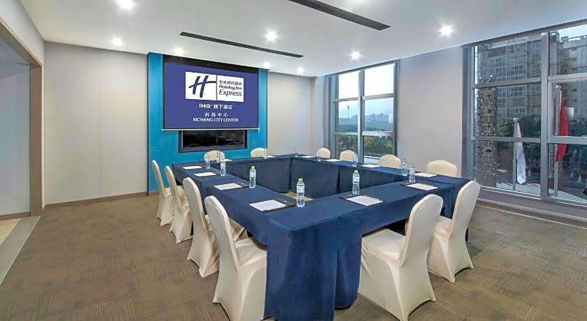 Holiday Inn Express Xichang City Center By IHG