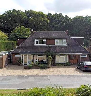 Abacus Bed and Breakfast, Blackwater, Hampshire