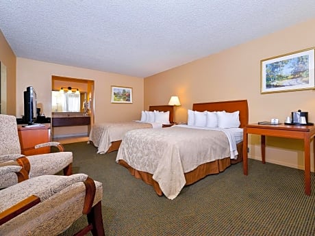Queen with 2 Queen Beds