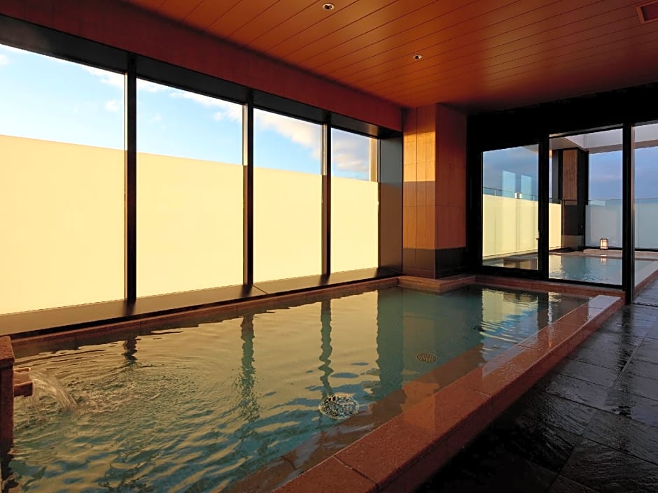 Candeo Hotels Osaka Kishibe