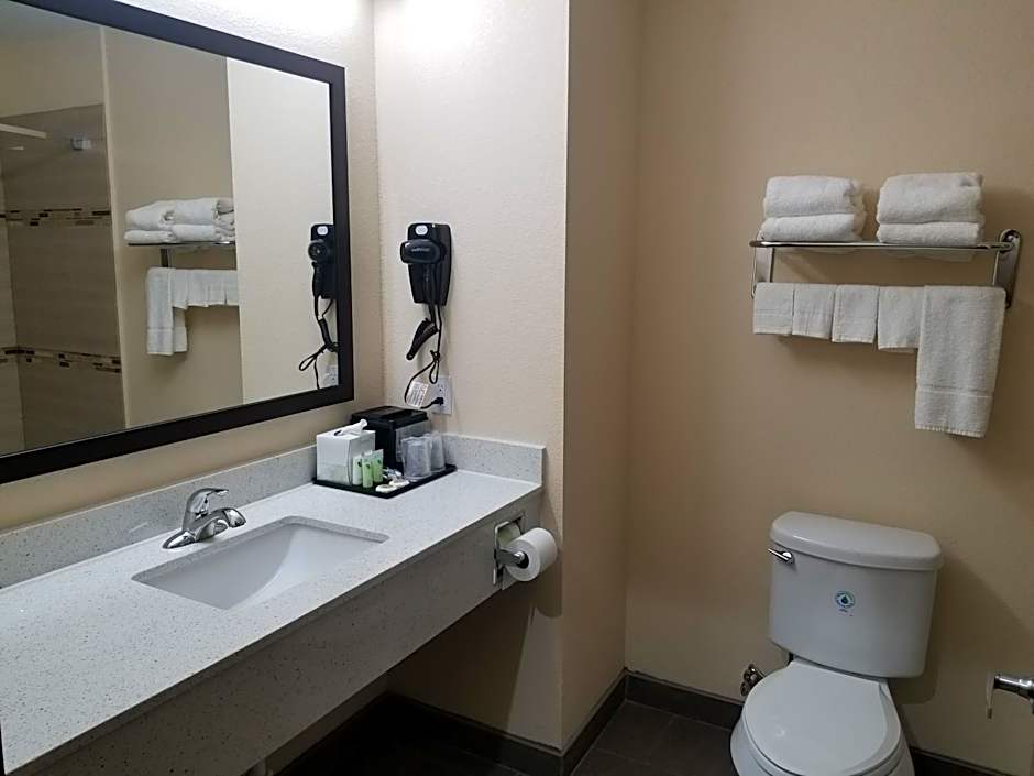 Scottish Inns & Suites