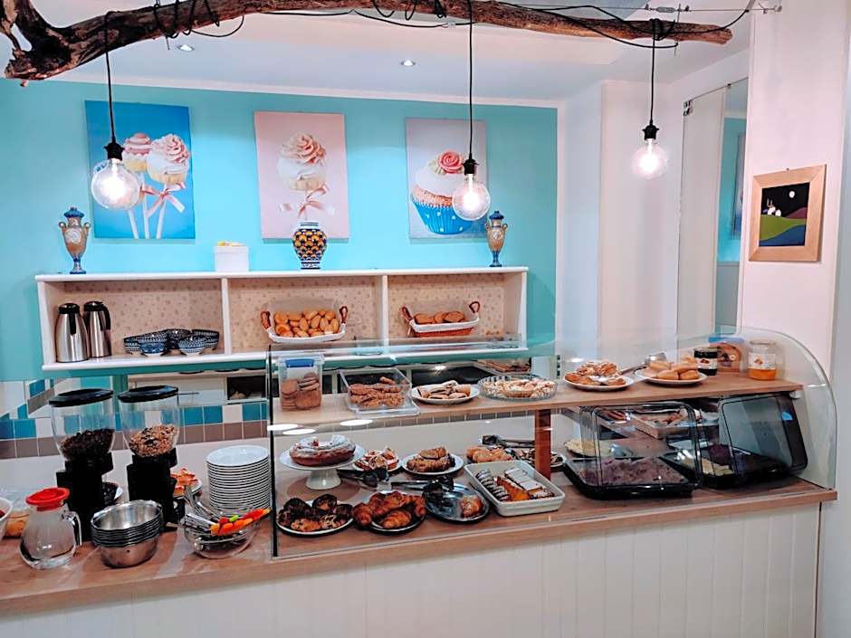 Hotel Adria B&B - Colazione fino alle 12