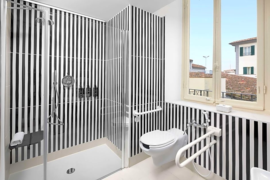 Anglo American Hotel Florence, Curio Collection by Hilton