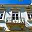 WW Hostel & Suites