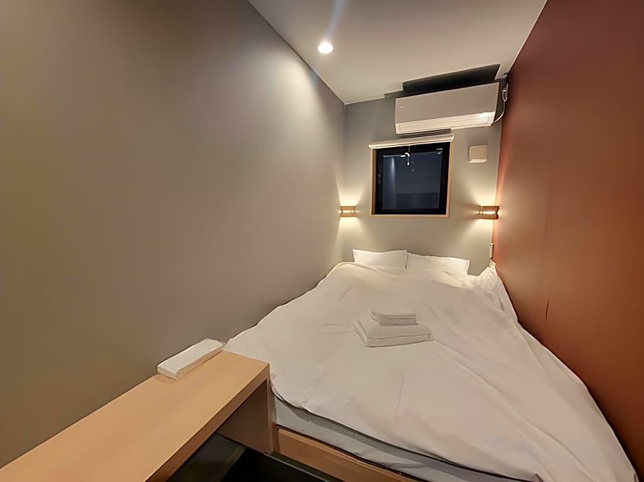 Boxi Hakata 1
