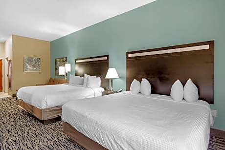 Queen Room with Two Queen Beds and Sofa