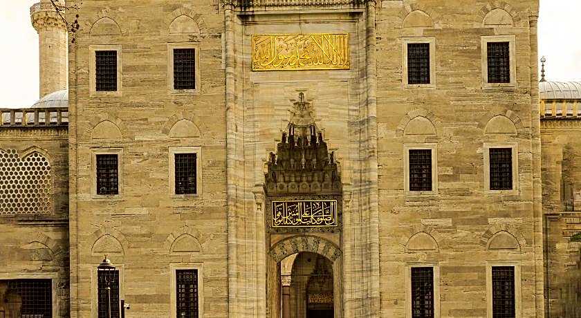 RENOVA OLD CiTY HOTEL