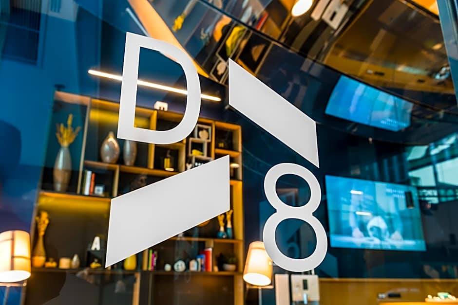 D8 Hotel