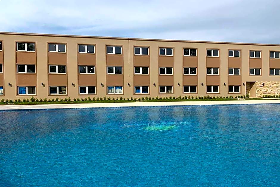 Days Inn By Wyndham Zarate