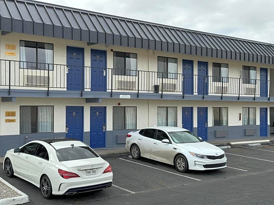Days Inn by Wyndham El Paso Airport East