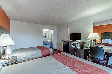 2 Full Beds | Non-Smoking, Micfridge