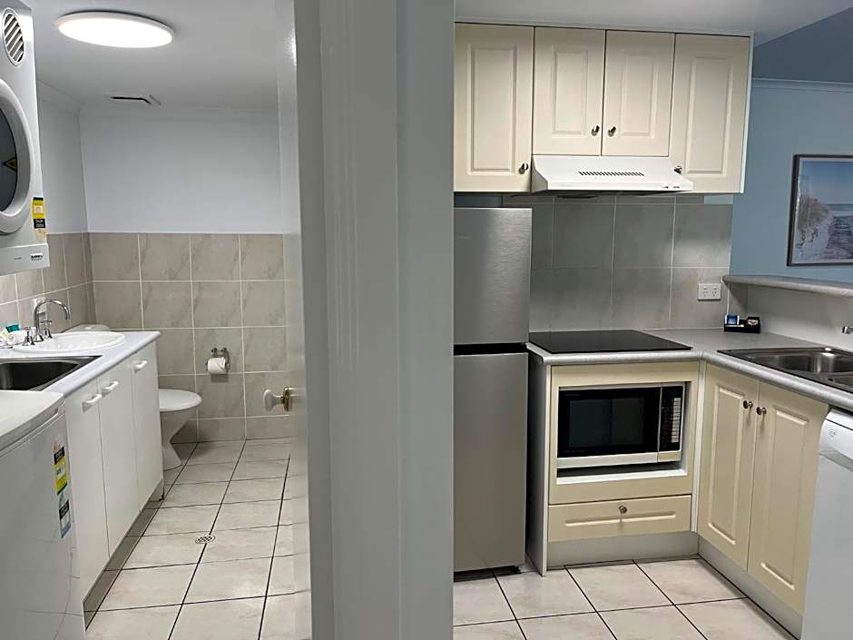 The Burlington Holiday Apartments