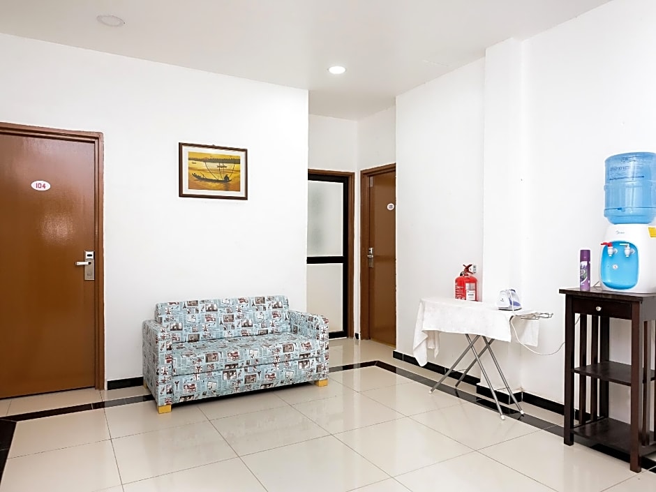 OYO 718 Mr J Hotel Wakaf Che Yeh 1