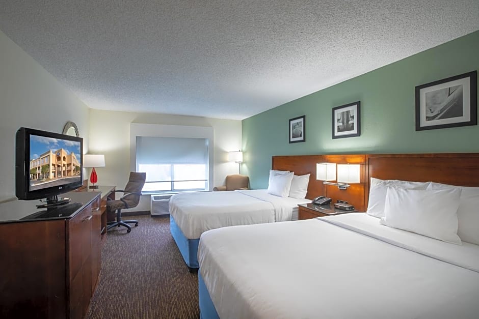 Days Inn by Wyndham Greenville