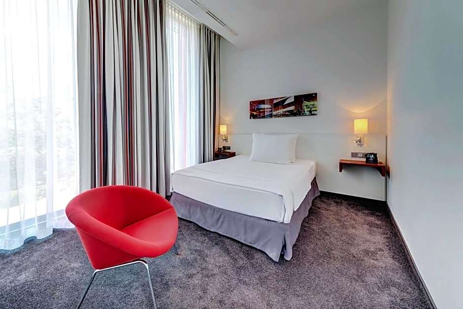 Hilton Garden Inn Stuttgart Neckarpark