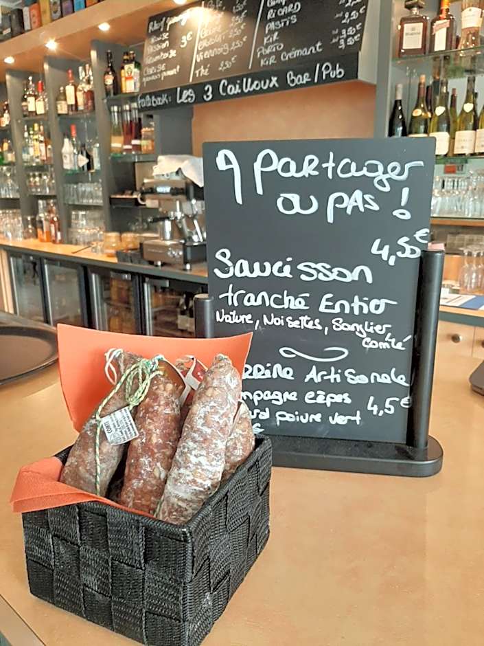 Les 3 Cailloux Bar Restaurant