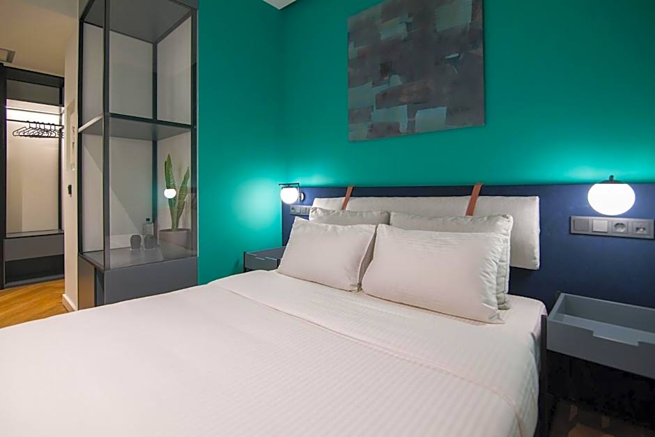 Ederlezi Zoubourlou Aparthotel