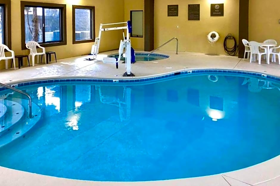 Vista Suites Near Island and Leconte Convention Center