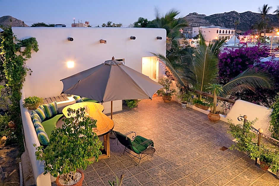 Photo 1 of 50 of Hotel Los Milagros