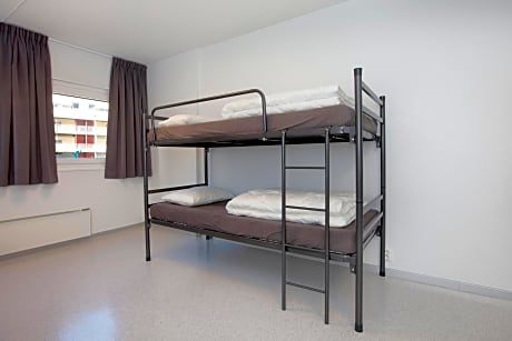 Bed in 6-Bed FEMALE ONLY Dormitory Room