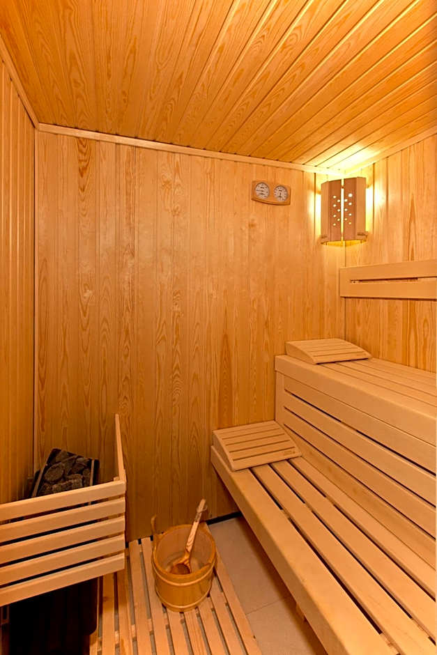 Boutique 5 Hotel & Spa - Adults Only