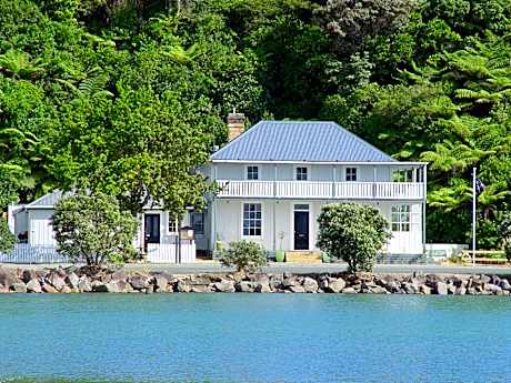 The Old Oak Boutique Hotel