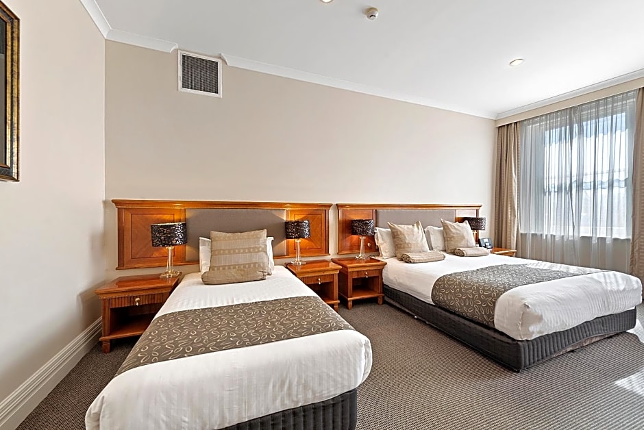 The Grand Hotel Launceston