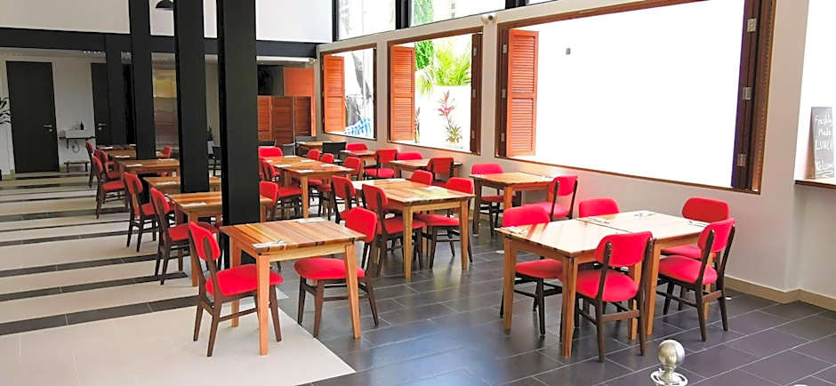 Ranthari Hotel and Spa Ukulhas Maldives