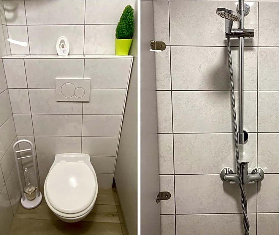 Center Station ROOMS