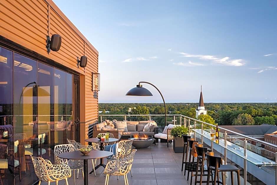 Moxy Springfield Downtown