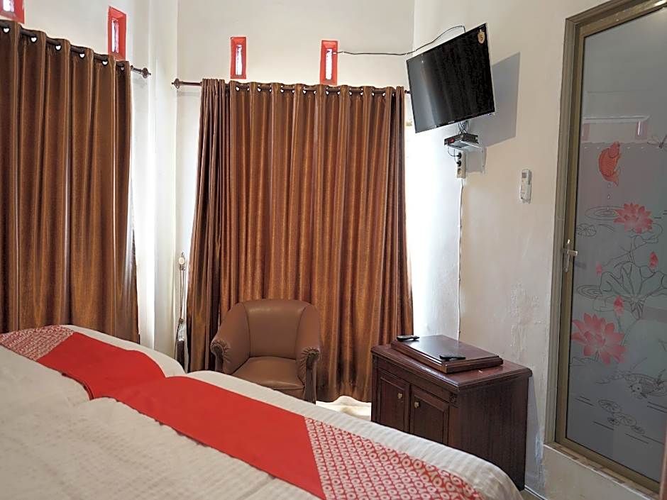 Hotel O Karisma Residence